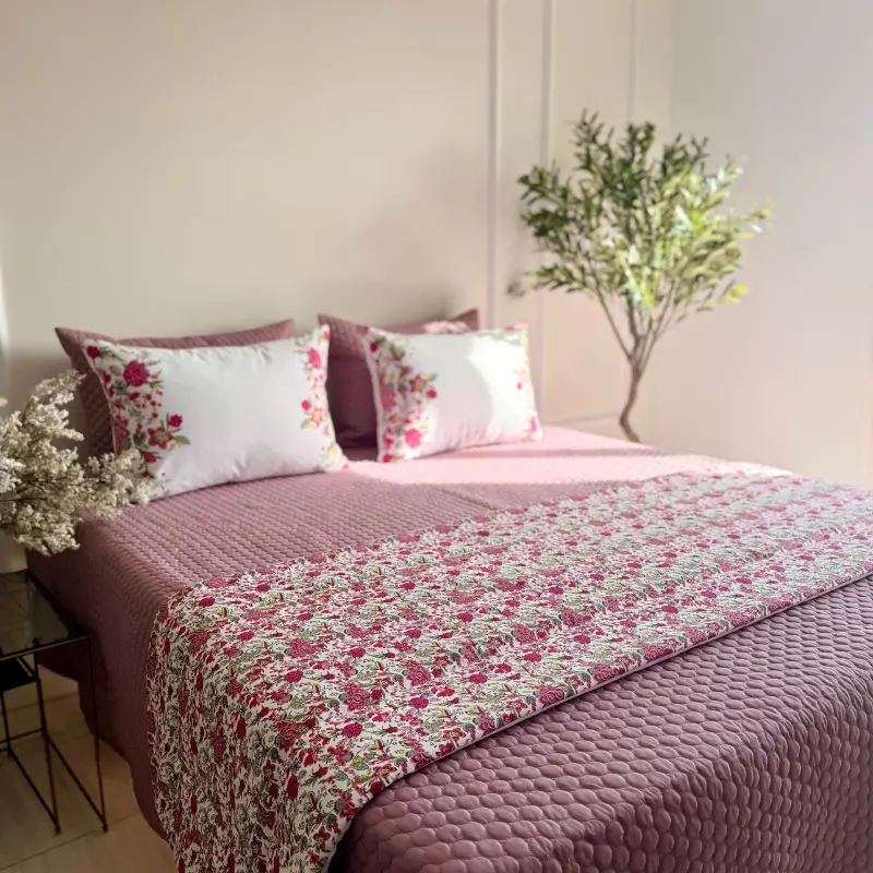 Jeté de lit rosé – Image 3