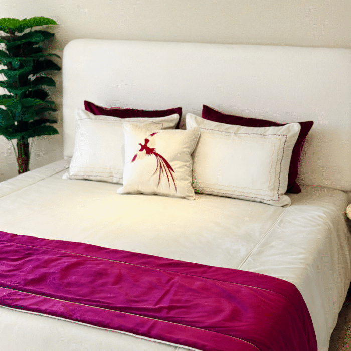 Couvre-lit d’hiver Hirondelle rouge – Chaud et élégant pour chambre à coucher