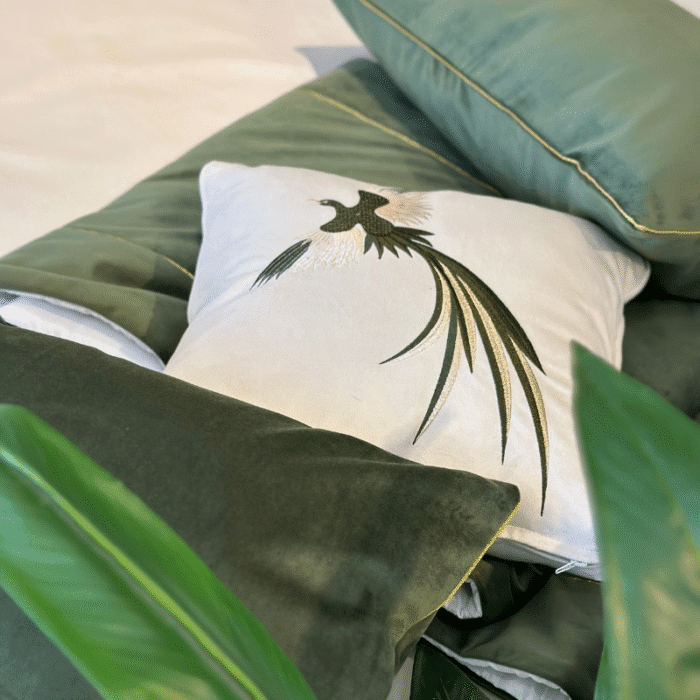 Coussin décoratif – Hirondelle – Image 4