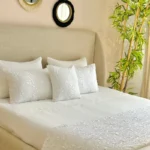 Couvre-lit de Noces Perle Blanche Tunisie – Luxe & Raffinement