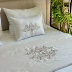 Parure Sultana 6 pièces avec broderie blanche élégante