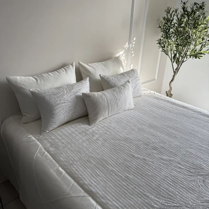 couvre lit nuit de noces 6 pièces blanc élégant